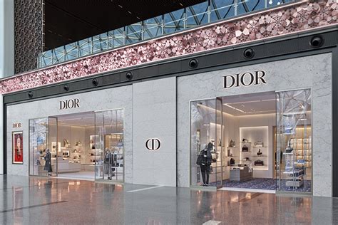 dior store doha.